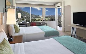 クイーン カピオラニ ホテル